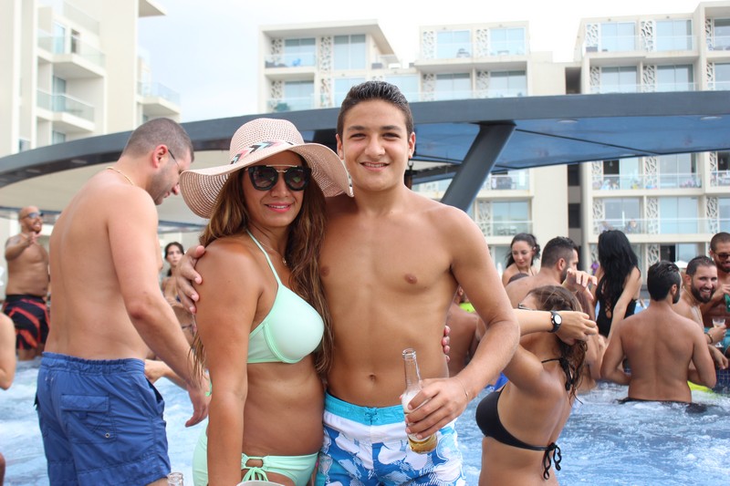 Sunday Pool Party at Whitelace